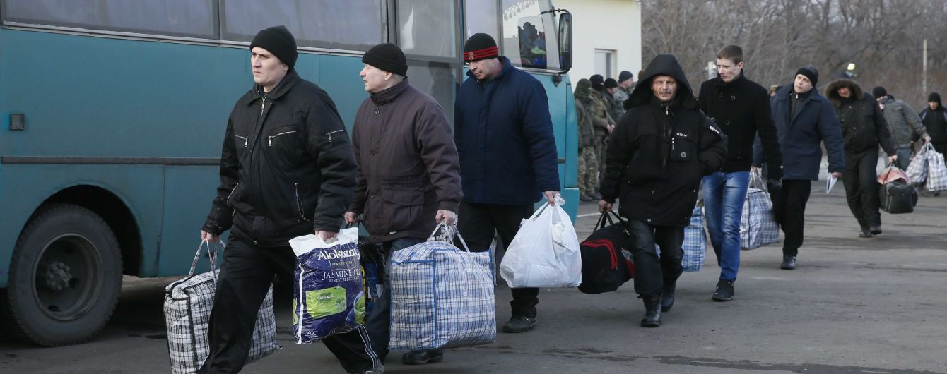 США привітали обмін заручниками і закликали Росію покінчити з конфліктом на Донбасі