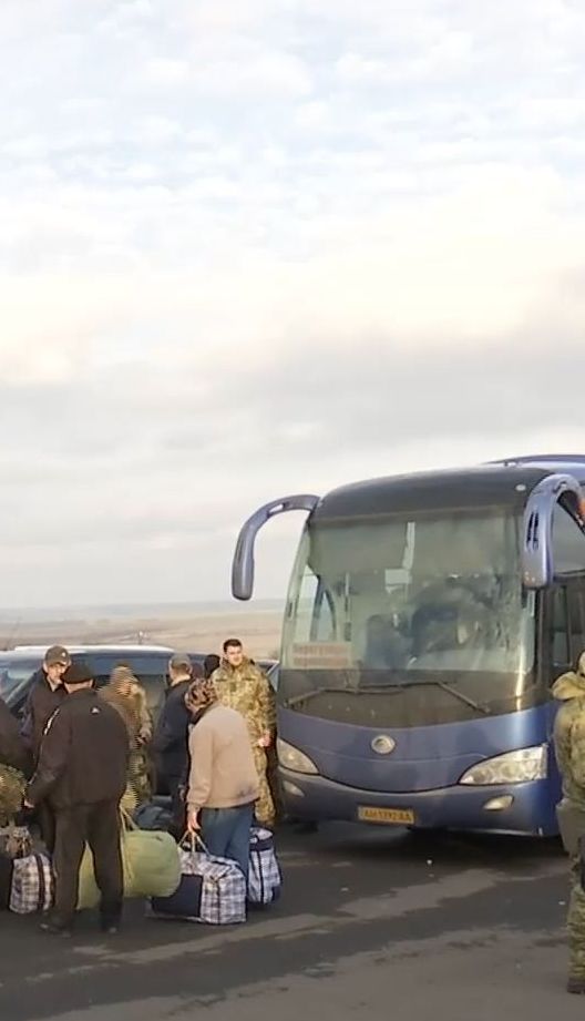Четырнадцать уволенных из плена военных оказались дезертирами