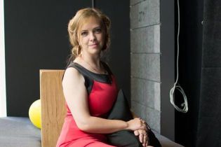 Под Киевом прощаются с убитой правозащитницей Ноздровской
