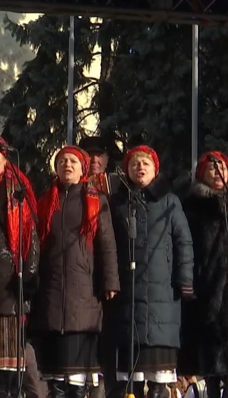 Колядки Євромайдану. У Чернівцях колядували так, як це було взимку 2014 року