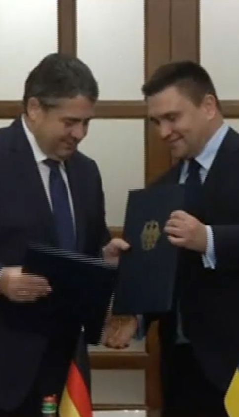 Міністр закордонних справ Німеччини запропонував поступово знімати санкції з Росії