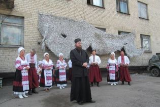 В церкви в Запорожье произошел скандал из-за священника, заговорившего на украинском