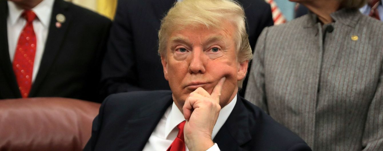 Адвокат Трампа заплатив 130 тисяч доларів порнозірці за мовчання про сексуальний зв’язок з президентом - WSJ