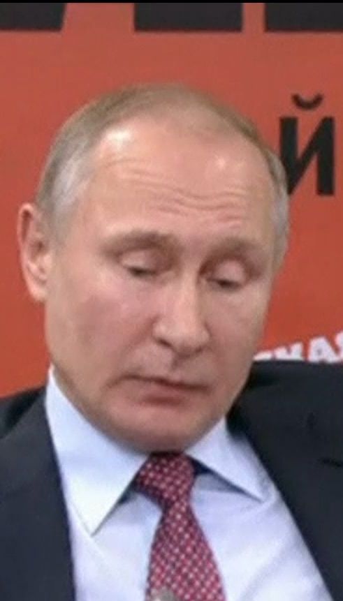 У столиці не пристають на пропозицію Путіна віддати військову техніку, захоплену в Криму
