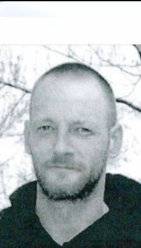 Волонтера, який допомагав українським бійцям на Сході, спалили живцем в авто