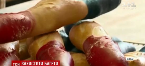 Макрон хоче захисного статусу ООН для французьких багетів