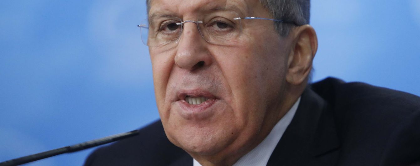 Скрипалей отравили газом BZ, который есть только на вооружении НАТО - Лавров