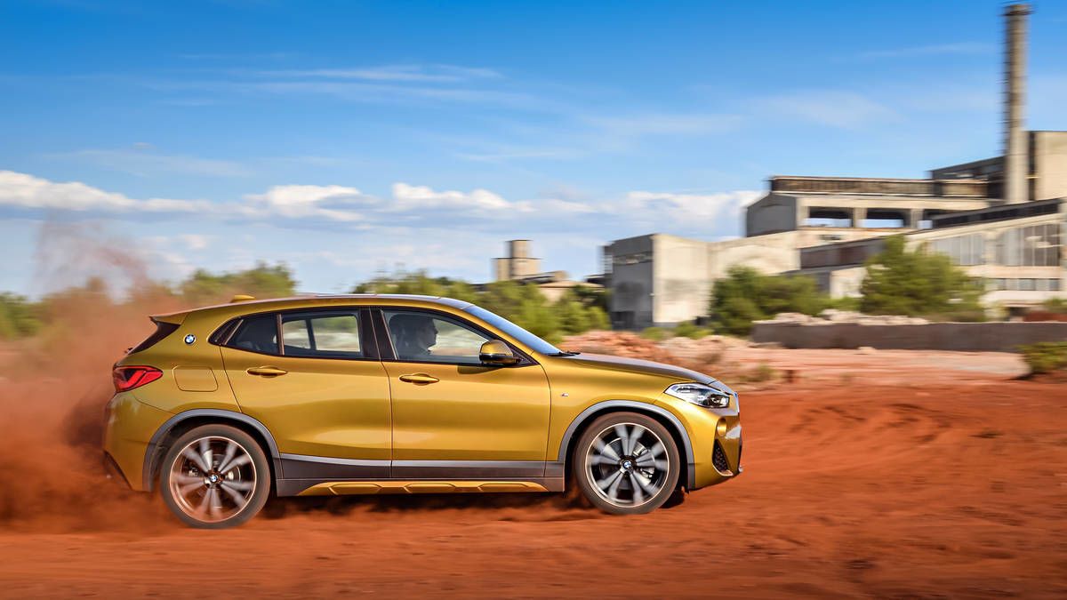 BMW X2