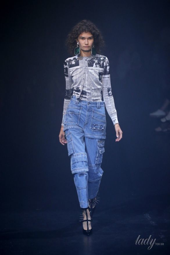 ÐоллекÑÐ¸Ñ Balenciaga пÑеÑ-а-поÑÑе Ñезона веÑна-леÑо 2018_21