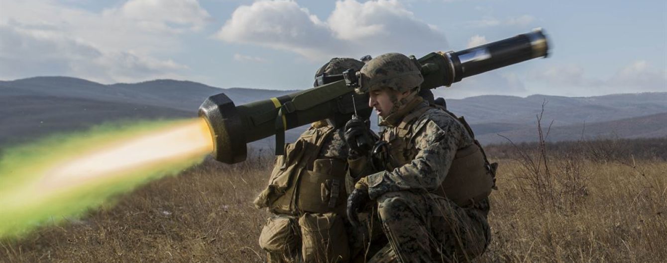 Трампа закликали дозволити українцям розмістити Javelin на лінії фронту на Донбасі