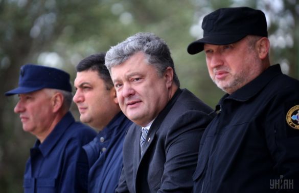 Петро Порошенко, Володимир Гройсман, Олександр Турчинов
