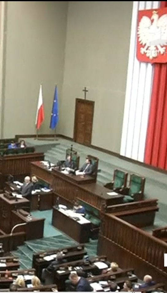 Сенат Польщі ухвалив скандальний закон щодо українських націоналістів