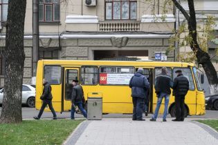 Омелян заверил, что опасные маршрутки отправят на металлолом