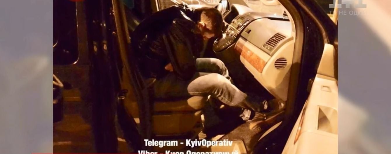 П’яний водій-винуватець ДТП у Києві тицяв поліцейським посвідчення помічника нардепа