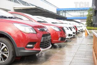 В Украину из Германии везут авто по фальшивым документам