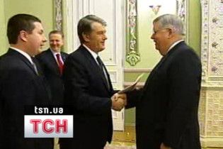 Ющенко похвалив посла США за гарну українську вимову