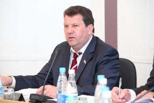 Турчинов наложит вето на отмену закона о языках