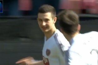 Шотландец забил потрясающий гол в одно касание (видео)