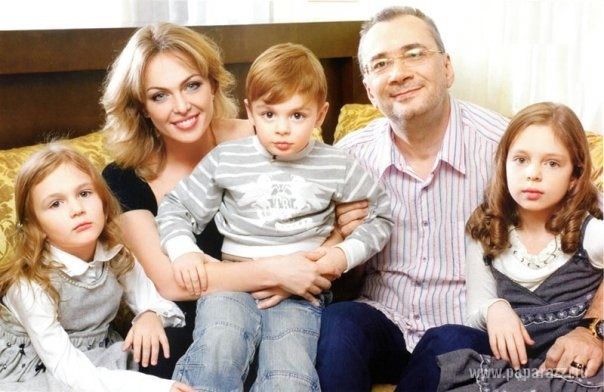 Костянтин Меладзе з родиною