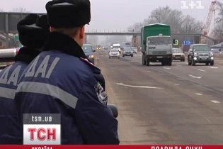 Водіям показали нові знаки та типову схему ДТП на розвороті