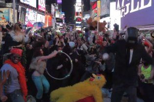 На Тайм Сквер станцювали наймасштабніший Harlem Shake (відео)
