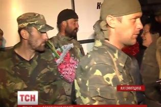 На Житомирщину повернулися бійці, які пробули чотири місяці на кордоні із Росією під обстрілами