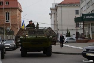 Українська БРДМ підірвалася на фугасі на Луганщині, двоє військових загинули - Москаль