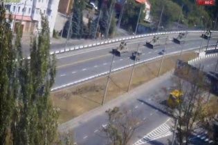 В Україну вночі увійшло 70 одиниць російської бронетехніки - Геращенко