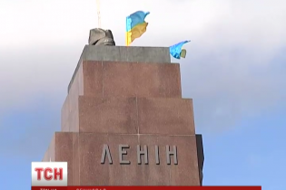 Масовий "ленінопад": як Україна очищається від символів тоталітаризму. Мапа