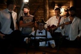В інтернеті набирає популярності пісня Ореста Лютого "Путін От*бісь" (відео)