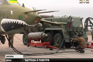 Возле украинской границы российские военные накапливают авиацию для провокаций