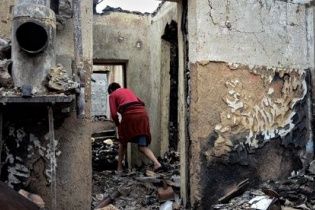 Луганчане рассказали о жизни в блокаде: душ под дождем и вода из подвальных труб