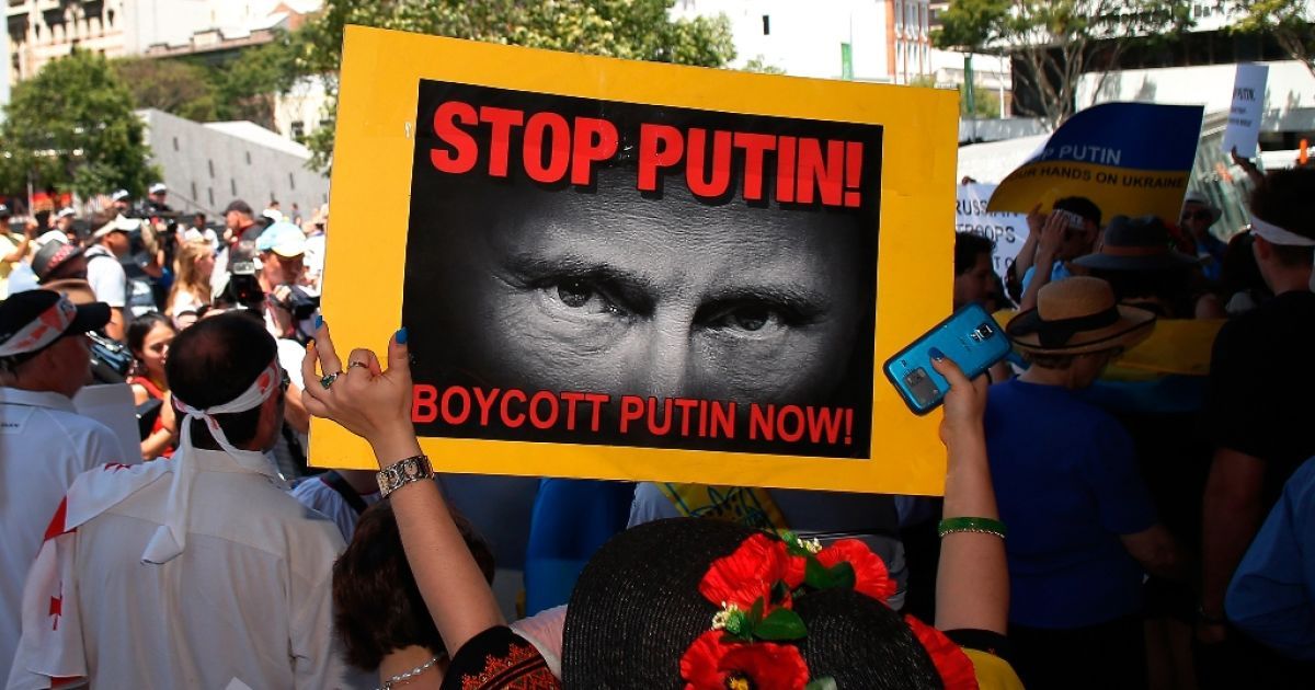 СНБО собирается ввести санкции против России - СМИ