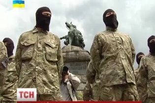 Батальон "Азов" увеличил численность до 500 бойцов
