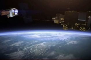 Европейское космическое агентство хочет запустить спутник-охотник с гарпуном