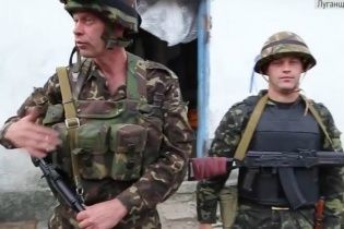 Бійці "Айдара" затримали 18 бойовиків, які ховалися в бункері