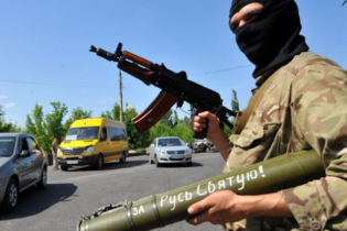 Бойовики з гранатометів обстріляли силовиків біля Ізвариного: 8 загиблих - ЗМІ