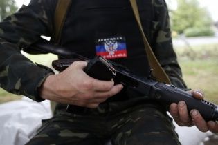 На Донеччині терористи почали масований наступ на сили Нацгвардії: є поранені