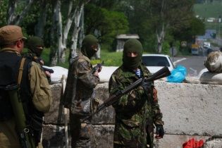 На Луганщині 150 терористів обстріляли силовиків, намагаючись прорватися через блокпост