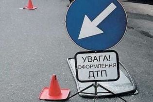 В Киеве после ДТП нетрезвые водитель внедорожника и пассажир угрожали свидетелям расправой