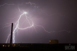 Фізики знайшли в грозовій хмарі антиматерію