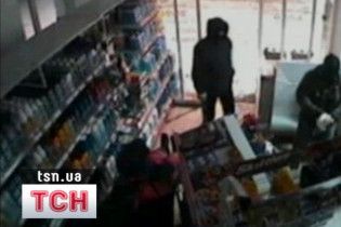 В Харькове подстрелили из обреза работника заправки