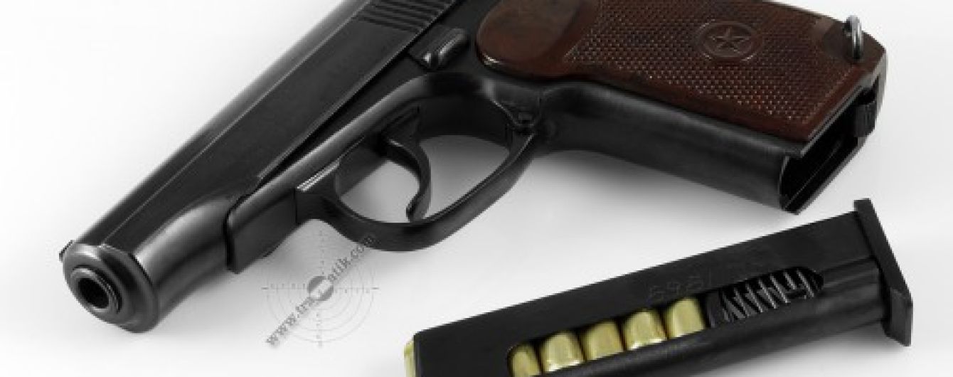 На Житомирщині лейтенант у військовій частині підстрелив майора