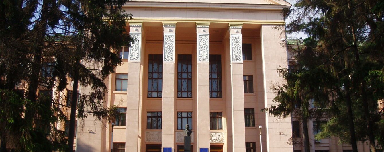 Супрун повідомила про штурм університету Богомольця прихильниками Амосової