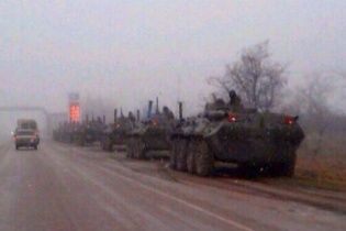 У Могилева говорят, что российские БТРы движутся к Симферополю
