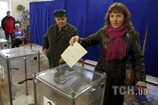 Экзит-полл насчитал в Крыму 93% желающих "воссоединиться с Россией"
