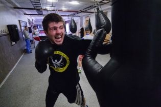 "Украинский лев" Хитров "сгрыз" по кускам 31-летнего американца