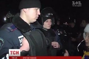 В Одессе "Беркут" вырвался из осады активистов Евромайдана