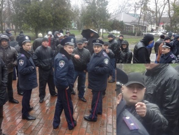 Титушка в Симферополе напал на журналиста