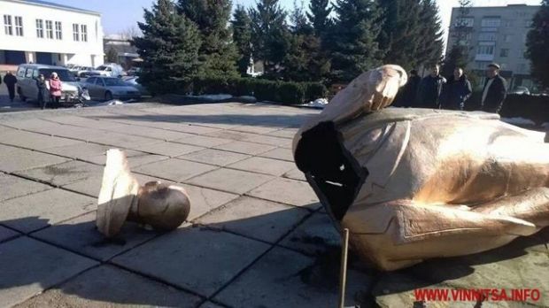 Памятник Леніну у Вінниці